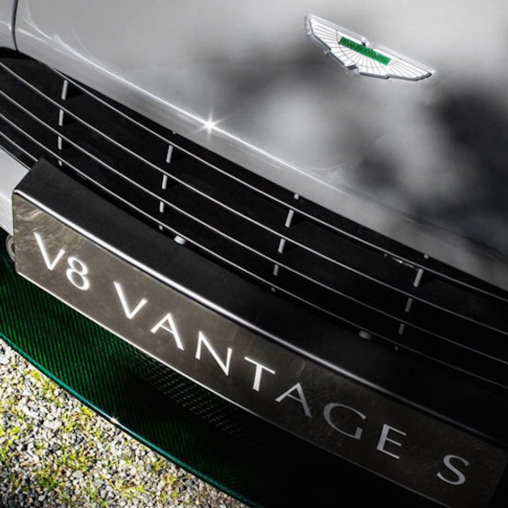 جریمه فراری و استون‌مارتین برای تخطی از انتشار گازهای آلاینده بنا به استاندارد اتحادیه اروپا!