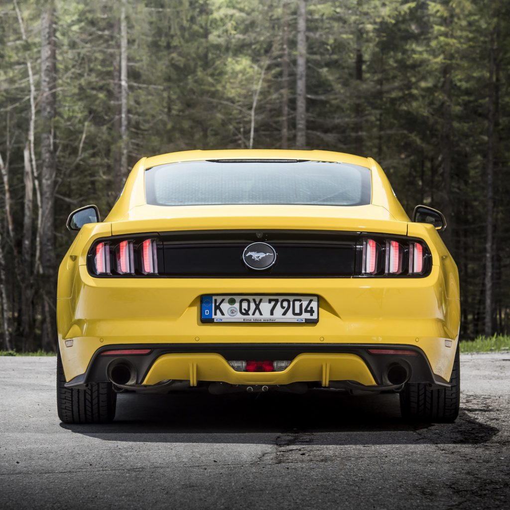 ford-mustang-gt-11