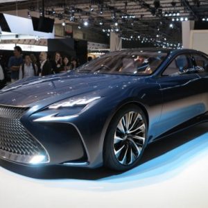 لکسوس به زودی از نسل جدید سری فوق لوکس LS رونمایی می‌کند!