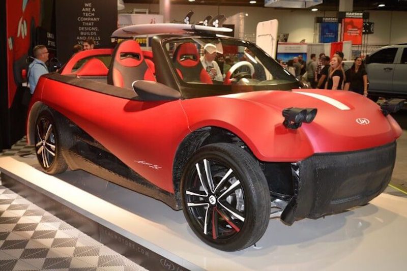 local-motors-lm3d-swim-concept-at-sema-2015-01-720x480
