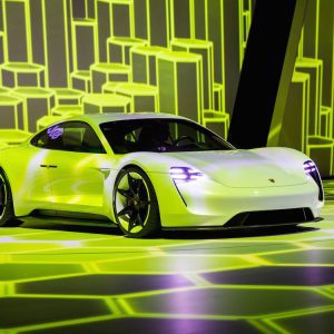 خودروی برقی پورشه رقیب جدی خودروهای تسلا!