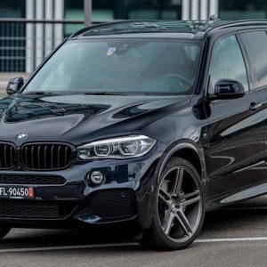 حال و هوای اسپرت‌تر بی‌ام‌و X5 با رینگ‌های دست‌ساز ۲۲ اینچی!