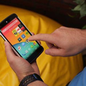 آشنایی با مشکلات متداول گوشی‌های اندرویدی و نحوه بر‌طرف کردن آن‌ها