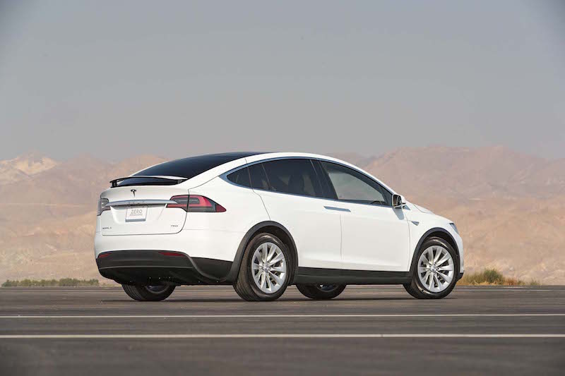 2016-Tesla-Model-X-75d-rear-three-quarter