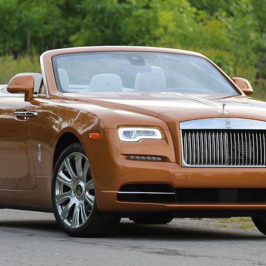 رکورد فروش ۱۱۳ ساله خودروهای رولزرویس!