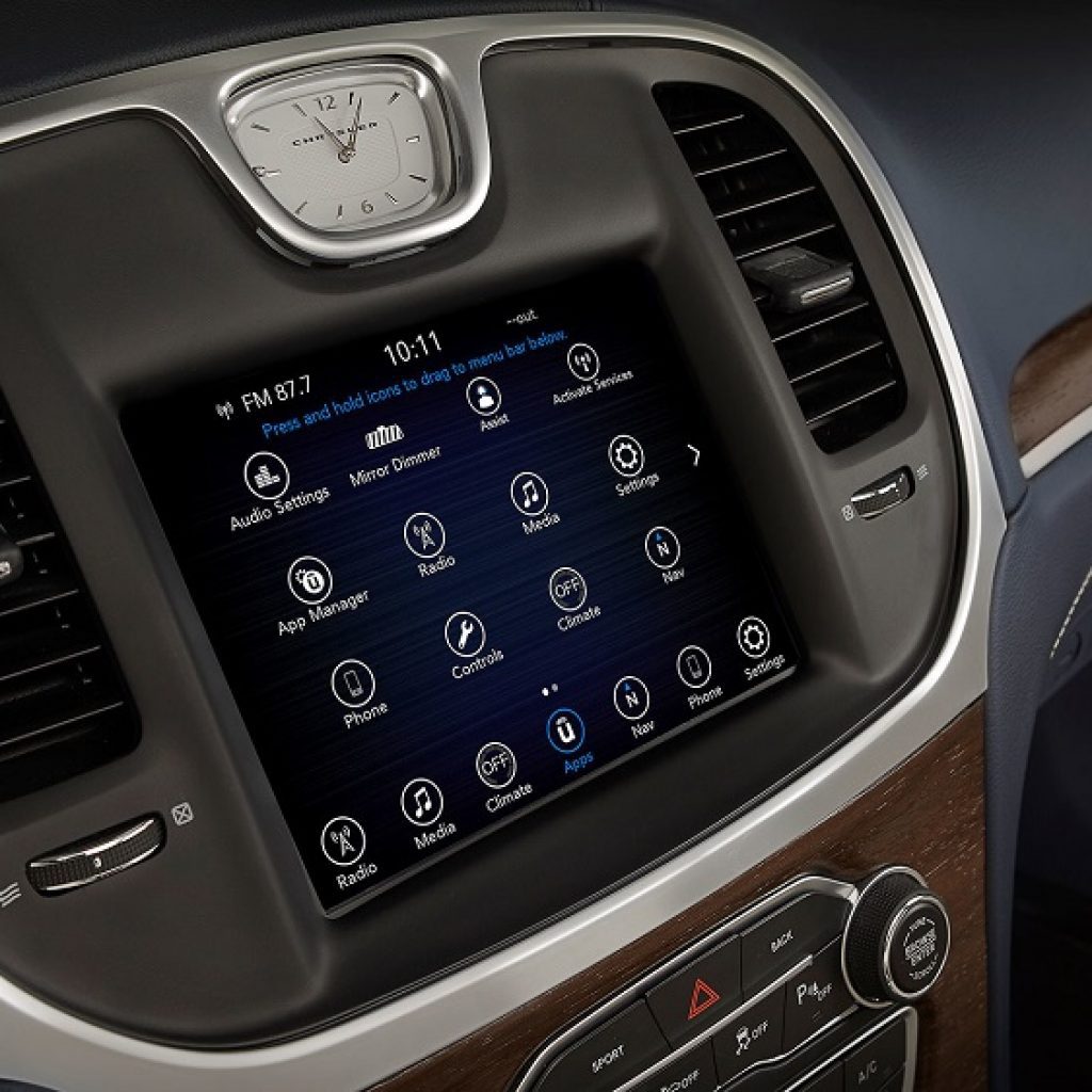 معرفی سیستم سرگرمی جدید گوگل و کرایسلر در نمایشگاه CES 2017!