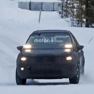 تصاویر جاسوسی از نسل جدید کراس اور سئات آرونا در برف!