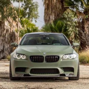 بی‌ام‌و M5 در رنگ سبز نظامی خشمگین به نظر می‌رسد!