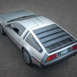 خواب و خیال زیبای طراحان برای نسل آینده ماشین زمان؛ دلورین DMC-12!