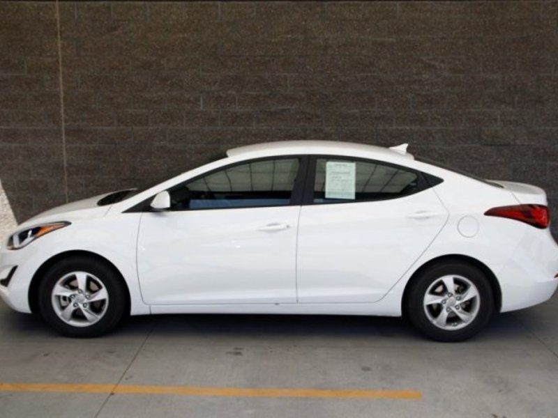 Hyundai-Elantra-2015