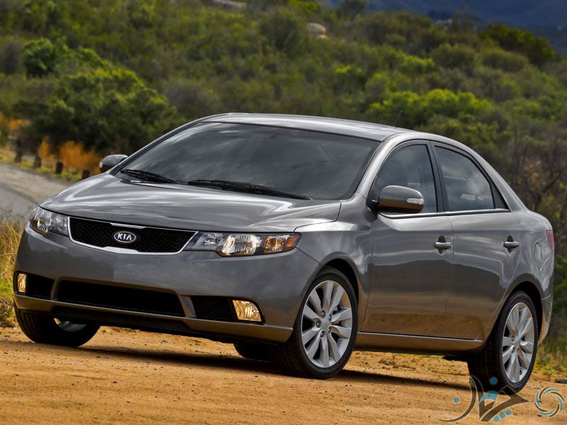Kia-Forte-2010-800-01