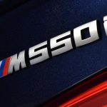 بی‌ام‌و M550i xDrive سریع‌تر و ارزان‌تر از مرسدس E43 AMG
