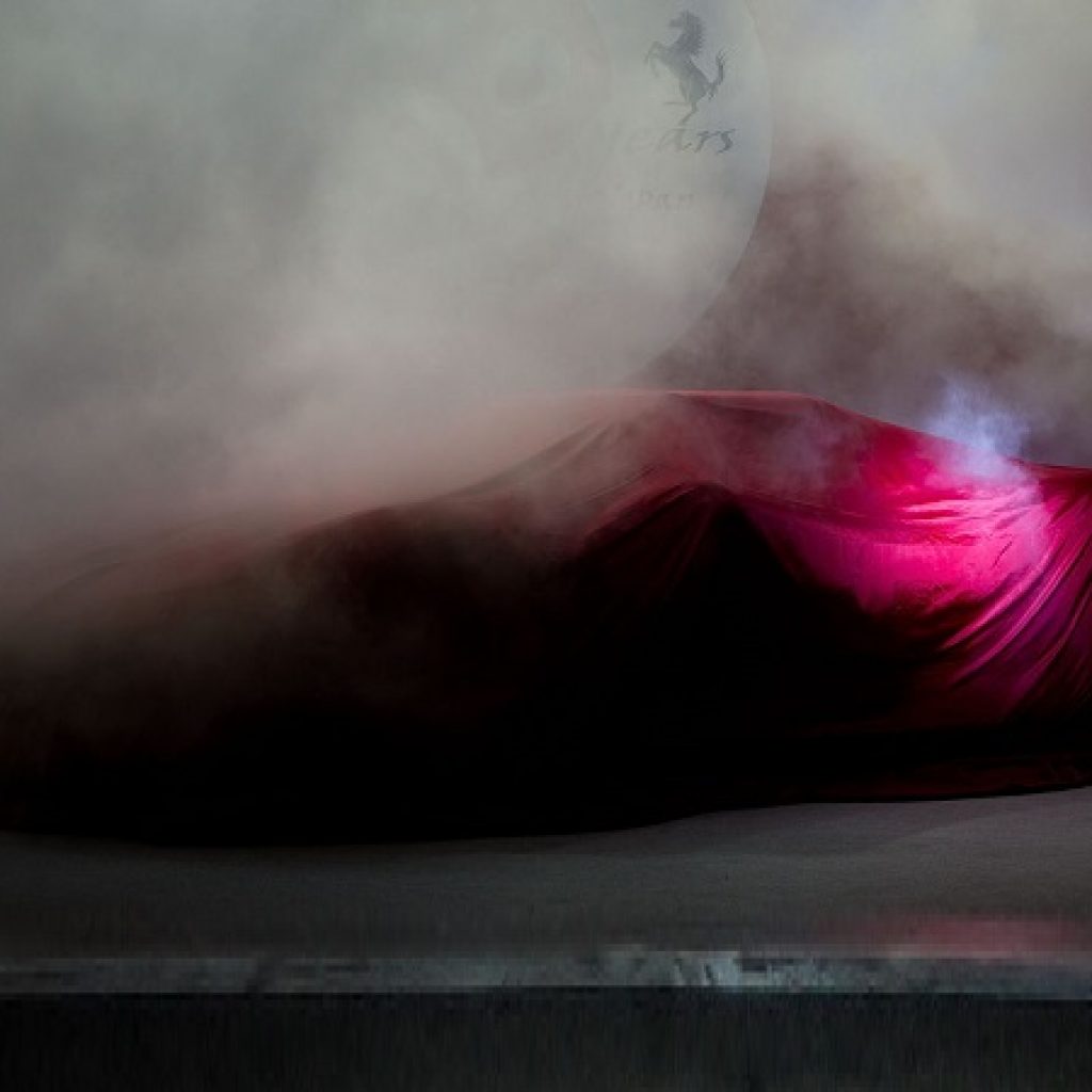 ظهور یک فراری ۱۲ سیلندر جدید؛ شما چه حدسی می‌زنید؟!