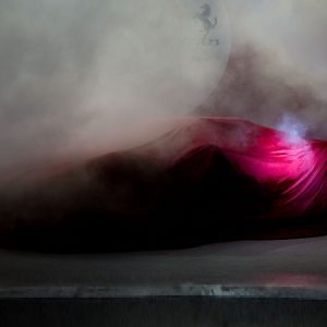 ظهور یک فراری ۱۲ سیلندر جدید؛ شما چه حدسی می‌زنید؟!