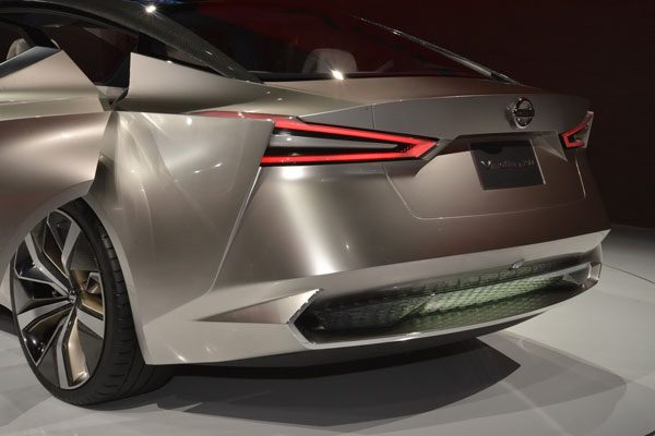 nissan-vmotion-20-concept-7