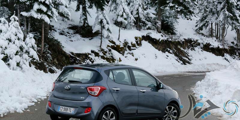 2014-Hyundai-i10-Review-14