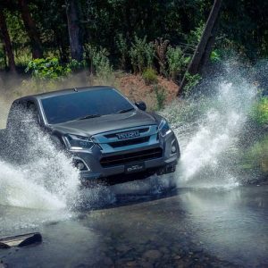 بررسی ایسوزو D-Max مدل ۲۰۱۷: پیکاپی قدرتمند!