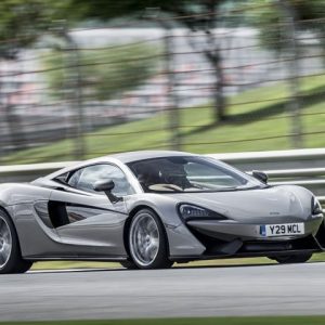 همکاری مک‌لارن و بی‌ام‌و برای توسعه پیشرانه‌هایی با فناوری نوین