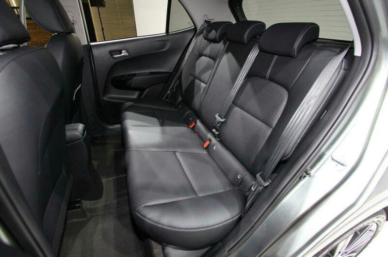 PicsArt_02-20-10.53.07