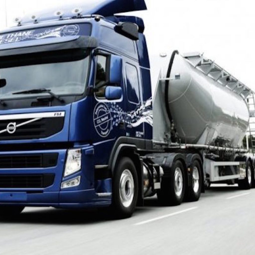 کارخانه سوئدی «ولوو» بازار کامیون ایران را بدست می‌گیرد!