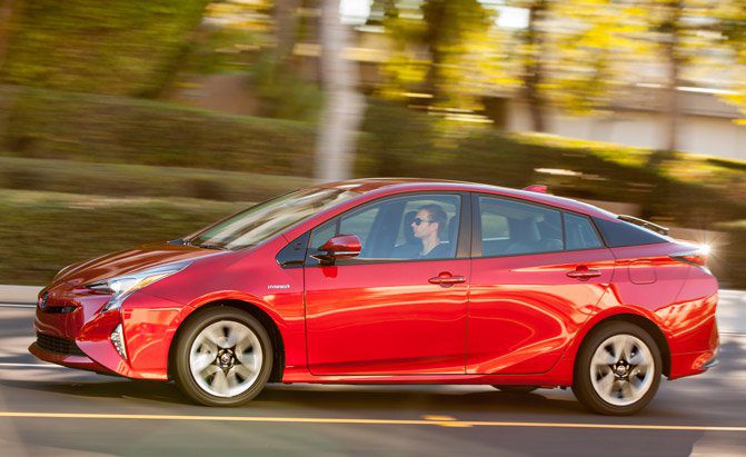 2016-toyota-prius-four