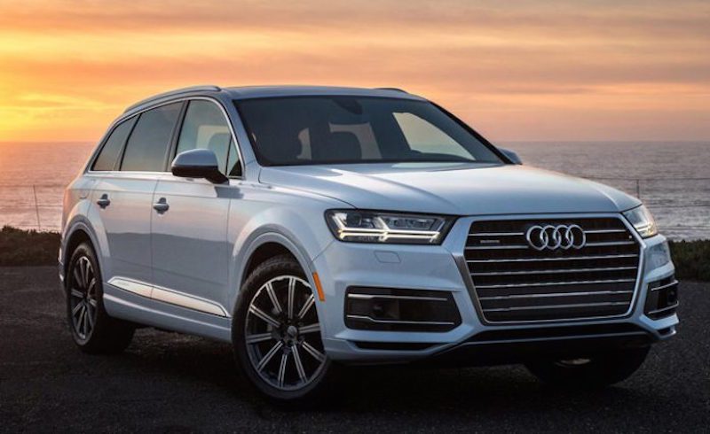 2017-audi-q7-696x426