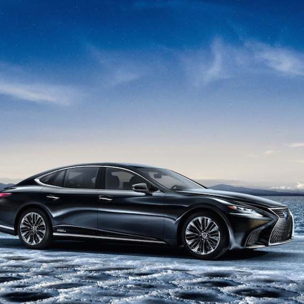 خودروی سدان سبز لکسوس LS 500h در نمایشگاه خودرو ژنو ۲۰۱۷ رونمایی شد!