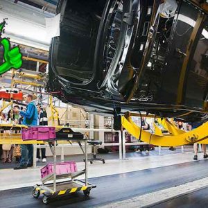 کارکنان نعشه و مست بی‌ام‌و بیش از یک میلیون یورو خسارت به بار آوردند!