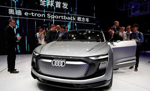 آئودی کانسپت e-tron Sportback را به نمایش گذاشت! آئودی کانسپت e-tron Sportback را به نمایش گذاشت!