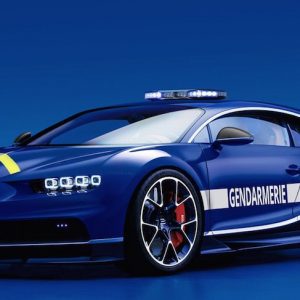 بوگاتی شیرون پلیس فرانسه رویت شد!