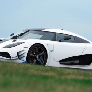 آخرین نسخه از کونیگزگ آگرا به‌نام RS1 در نمایشگاه خودرو نیویورک رونمایی می‌شود