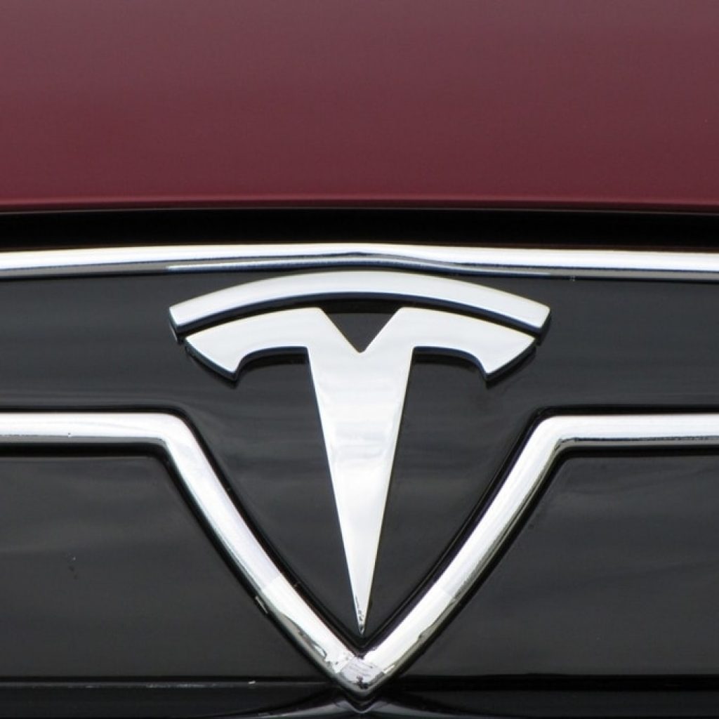 شرکت تسلا در بازارهای اروپایی فروش بیشتری را نسبت به برندهای لوکس تجربه کرد