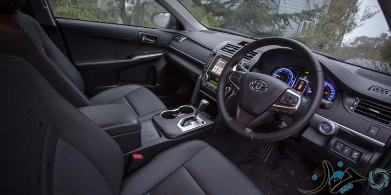 2016-Toyota-Camry-Atara-SL-Hybrid-23