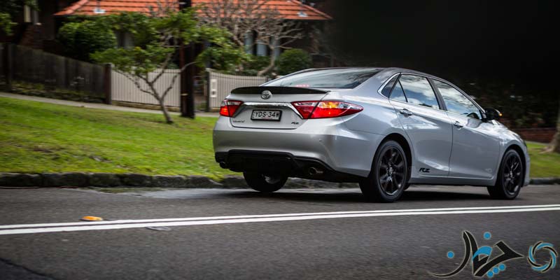 2016-Toyota-Camry-RZ-62