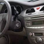 مقایسه جک J5 دنده‌ای با دنا پلاس؛ پیشرفت و پسرفت!