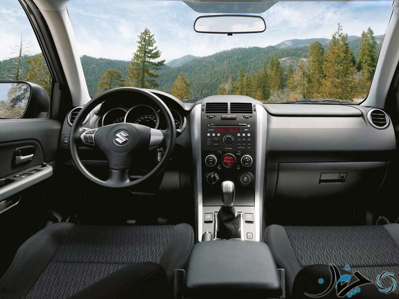 Suzuki-Grand_Vitara-2013-800-0a