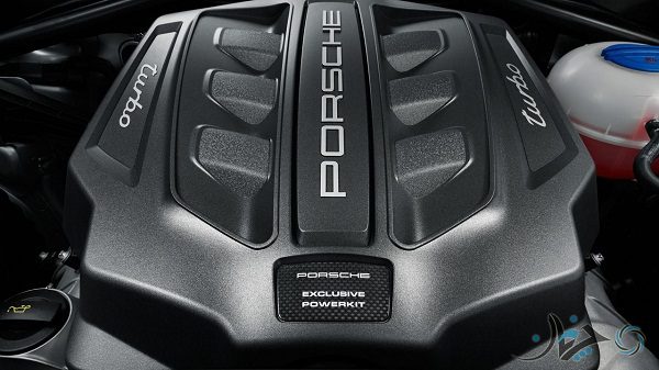 porsche-macan-turbo-with-performance-package3