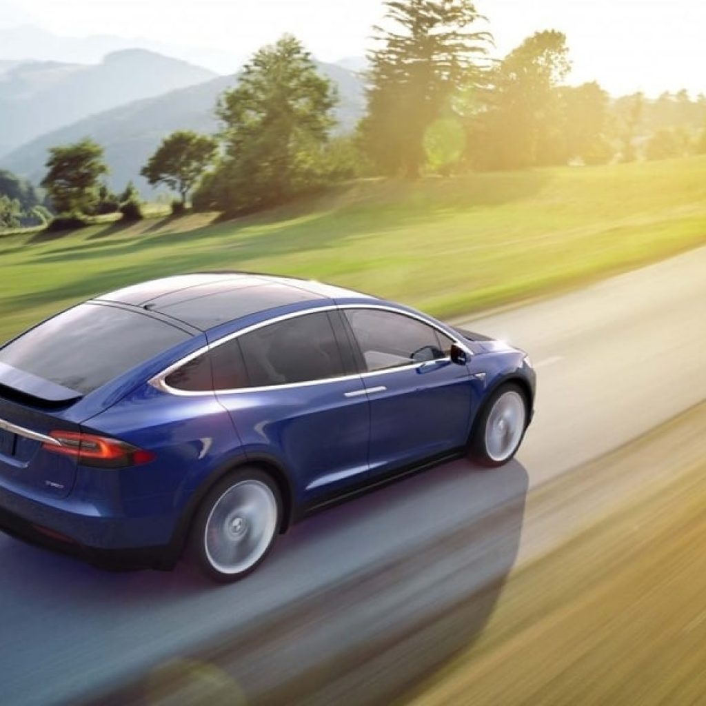 آیا آب، می‌تواند رمز پیشرفت تکنولوژی باتری خودرو های الکتریکی باشد؟