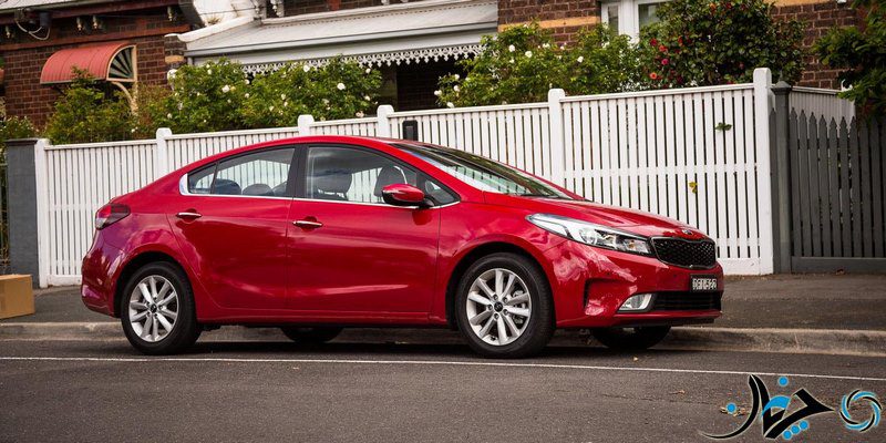 بررسی کیا سراتو سدان 2017: گران قیمت خانوادگی! 2017-kia-cerato-si- (9)