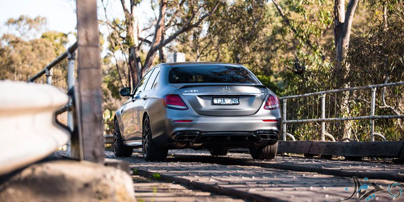 2017-mercedes-amg-e63s-10
