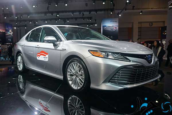 2018_Toyota_Camry_Hybrid_WAS_2017_1729