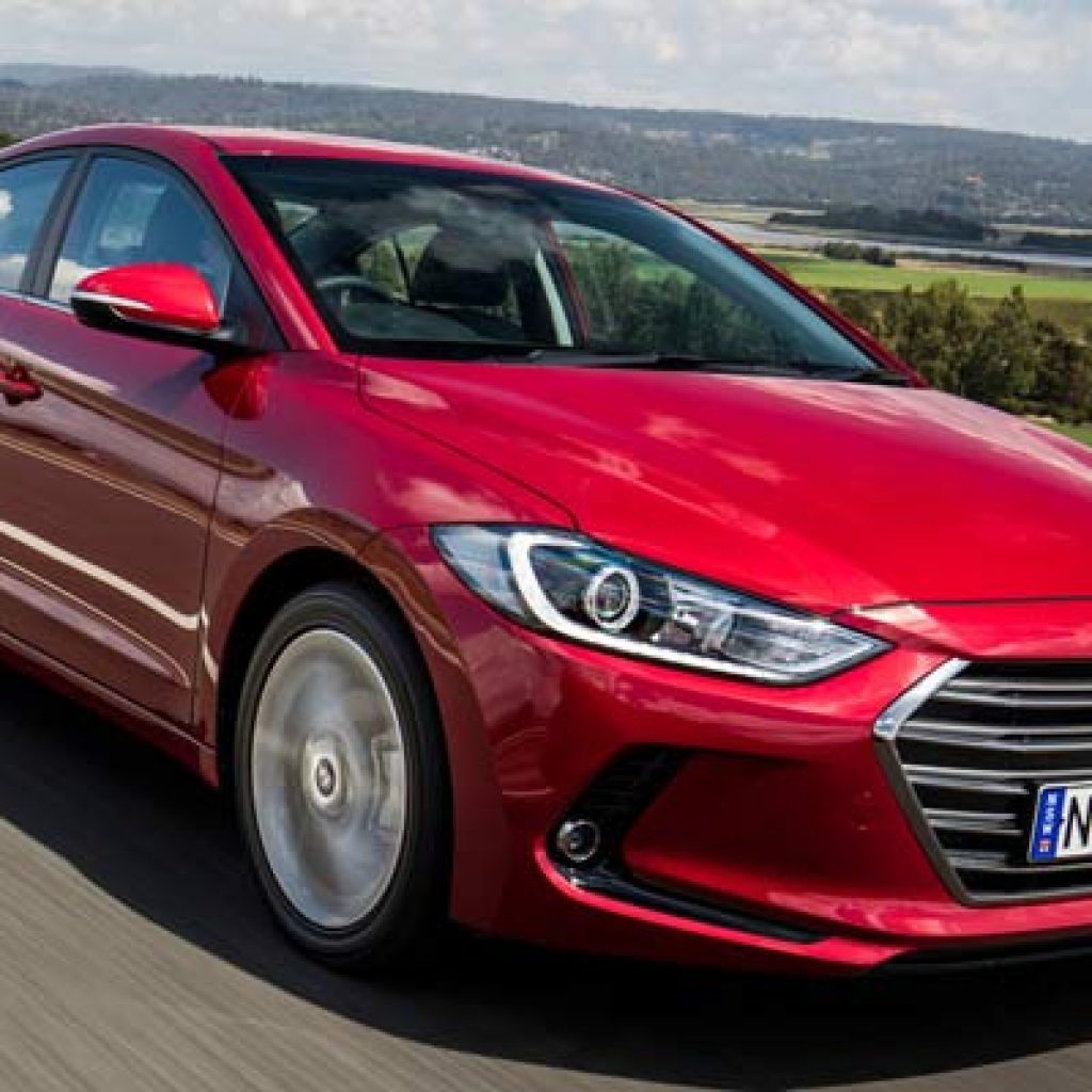 بررسی هیوندایی النترا: کوچک ولی کاربردی!