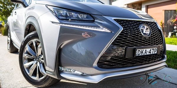 Lexus-NX300h
