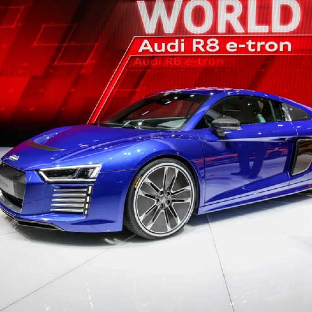 آئودی در فکر احیاء فوق خودرو تمام برقی خود!