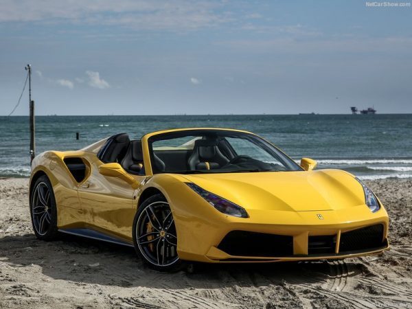 Ferrari-488_Spider-2016-800-01