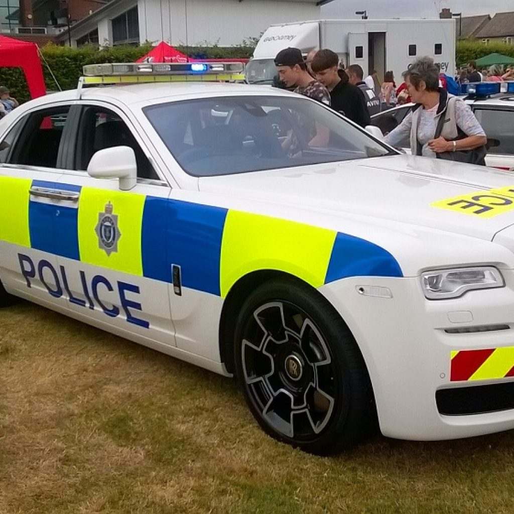 رولز رویس یکی از خودروهای مدل گوست خود را به خودرو پلیس تبدیل کرد!