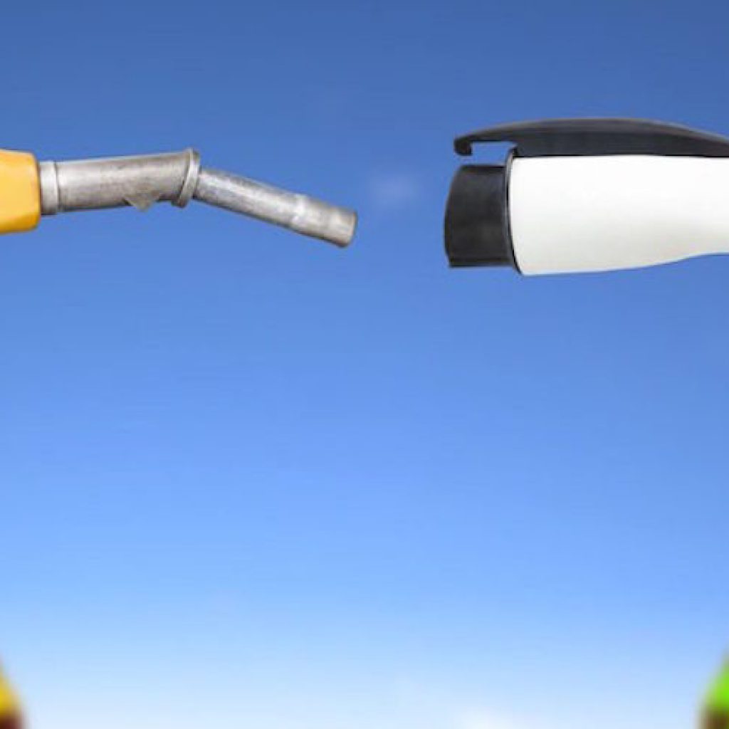 ممنوعیت فروش خودروهای بنزینی و دیزلی در انگلستان از سال ۲۰۴۰!