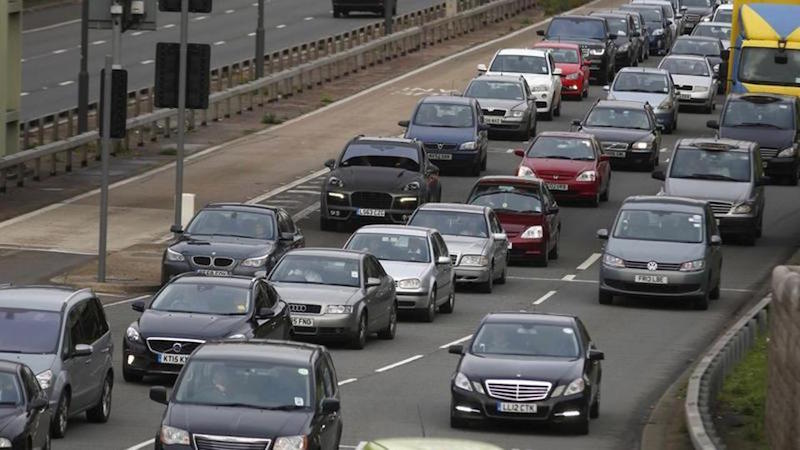 heathrow-traffic-approach-towards-airport-tunnel-london_5f1772bc-71af-11e7-a55a-ab3ca1304be3