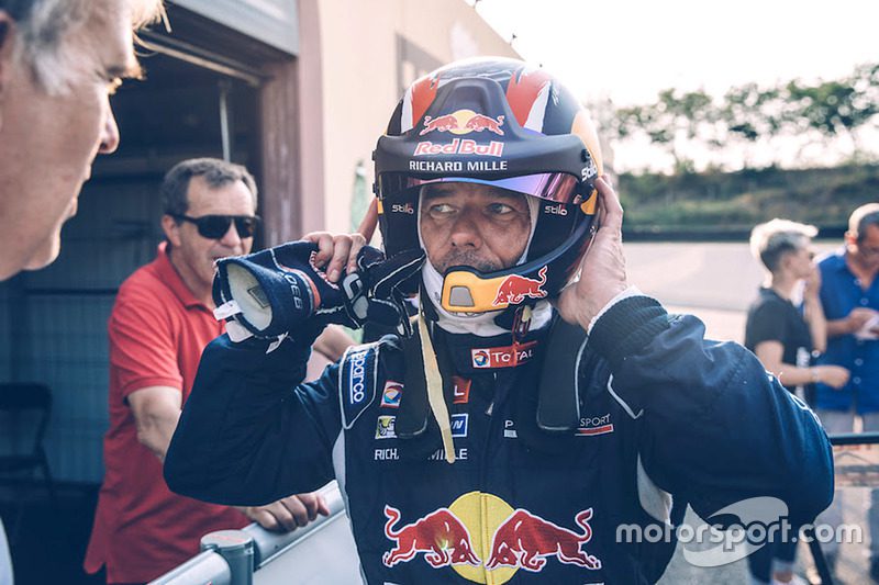 hillclimb-peugeot-208-pikes-peak-test-day-2017-sebastien-loeb-tests-the-peugeot-208-pikes (1)