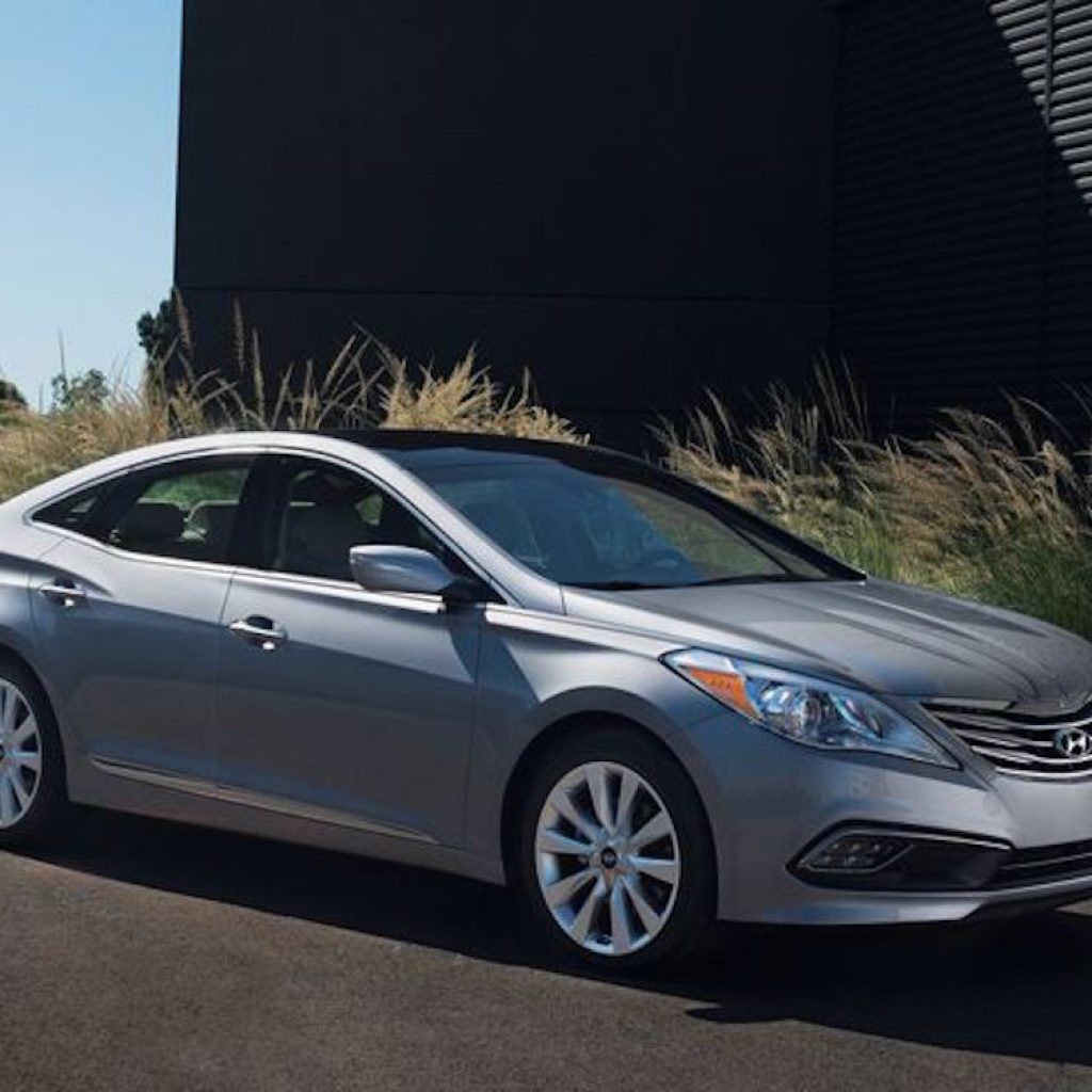 خط‌های تولید هیوندای آزرا و ولستر بسته می‌شوند!